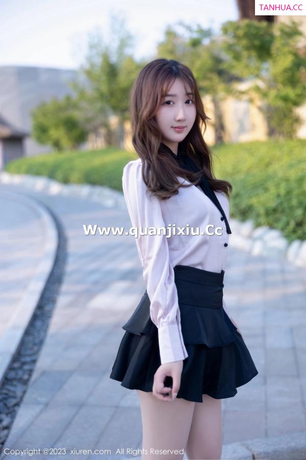 江真真  [XiuRen]高清写真图 2023.05.11 No.6721 江真真 丝袜美臀第4张图片